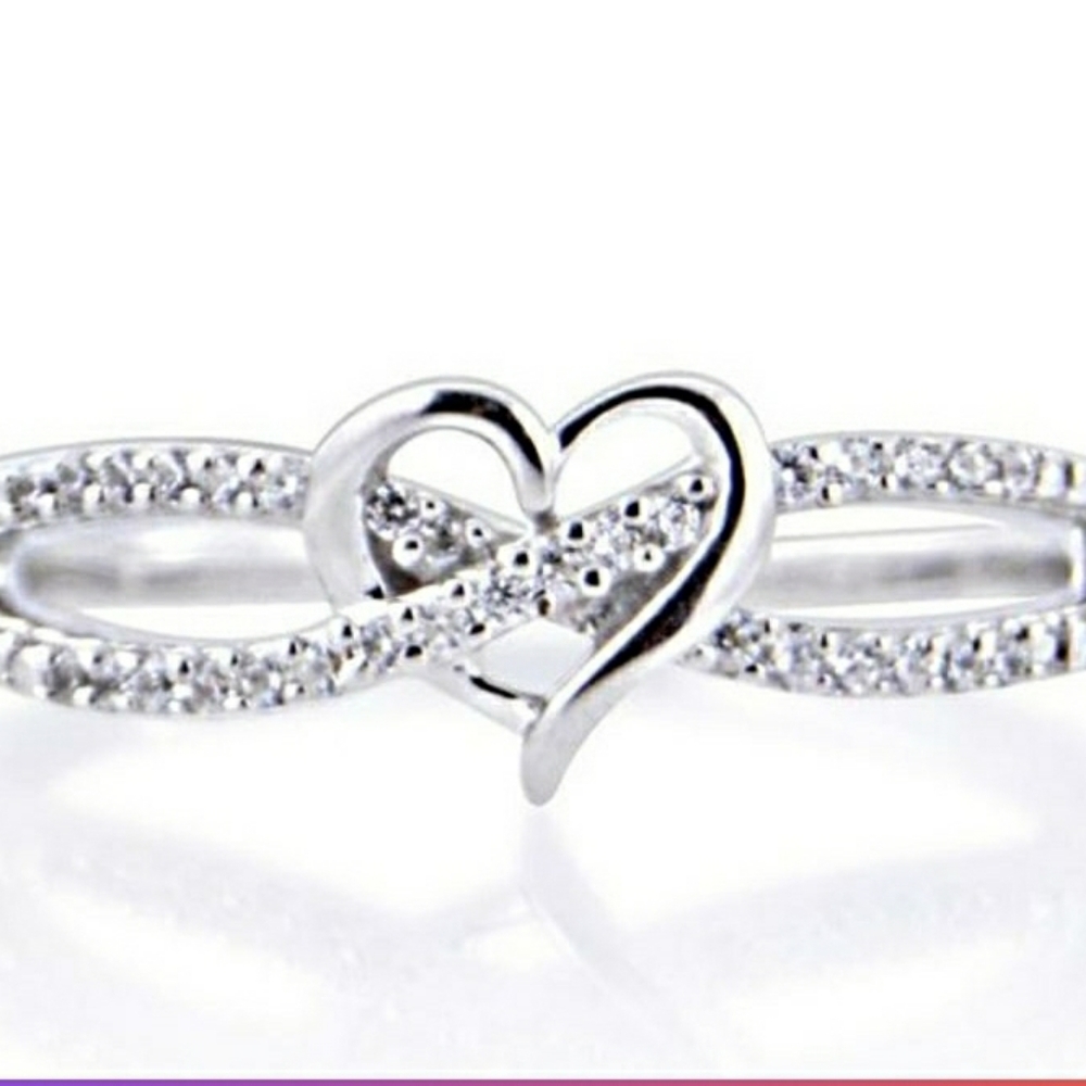 Infinity cross ring